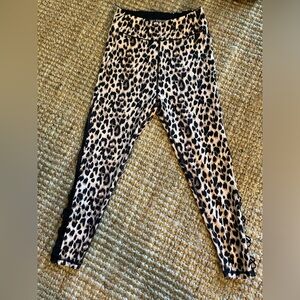 Victoria Secret leggings in leopard Sz 12